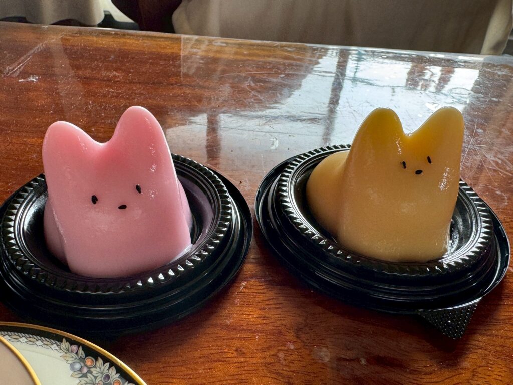 解凍後のぷるぷるしたねこプリン